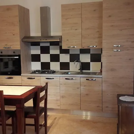 Carlotta Apartment *
