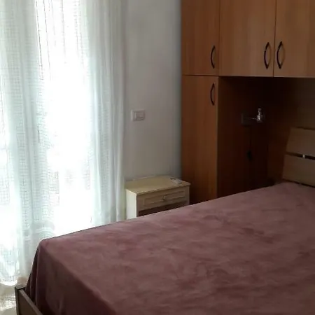 Carlotta Apartment