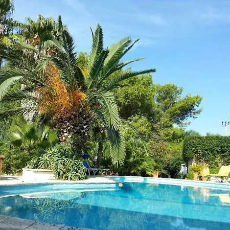 Carlotta Apartment